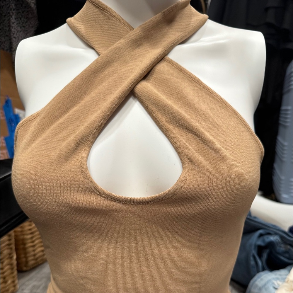 SER.O.YA camel color twist halter top. Size small